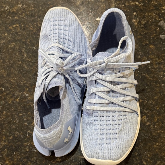 Women’s Under Armour Speedform sneakers Size 11 - Picture 1 of 5